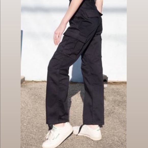 Brandy Melville Black Cargo Pants One 